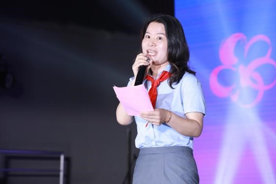 七彩童年迎春晚会,七彩童年幼儿园六一儿童汇演视频