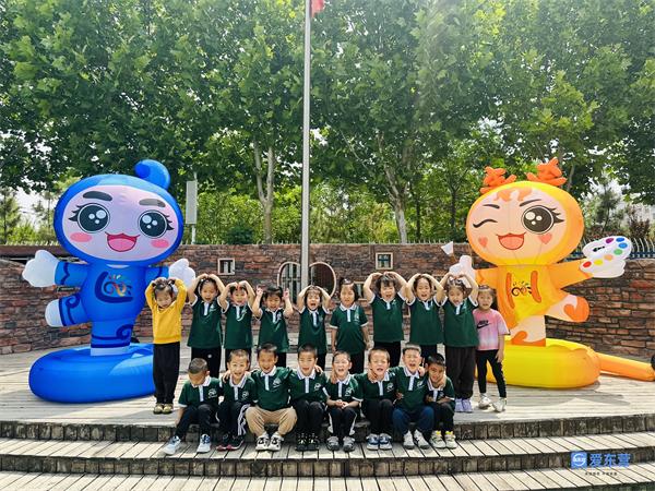 以美育人向美而行400字作文,以美育人向美而生回放