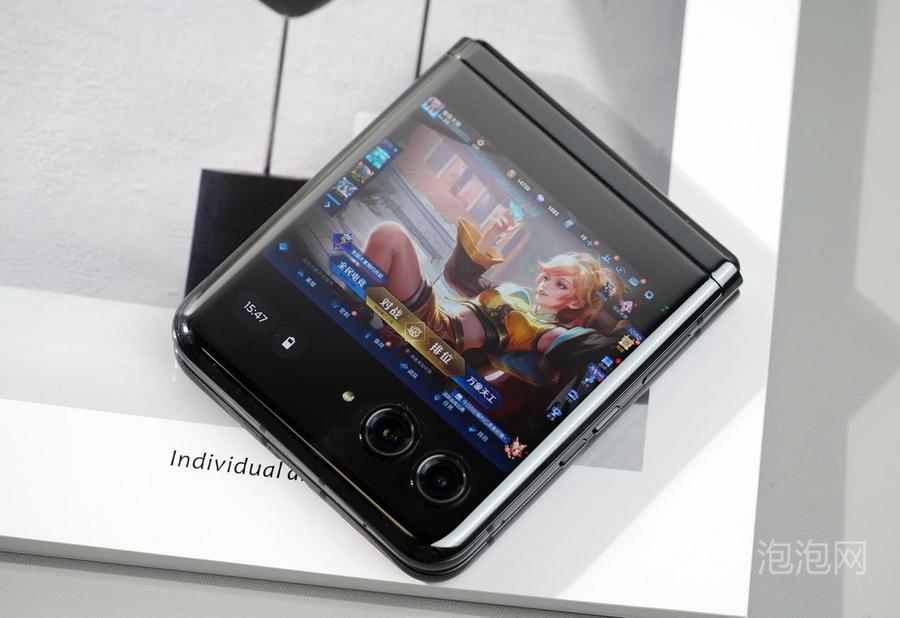 motorazr40ultra折叠屏测试,motorazr40ultra双卡测评