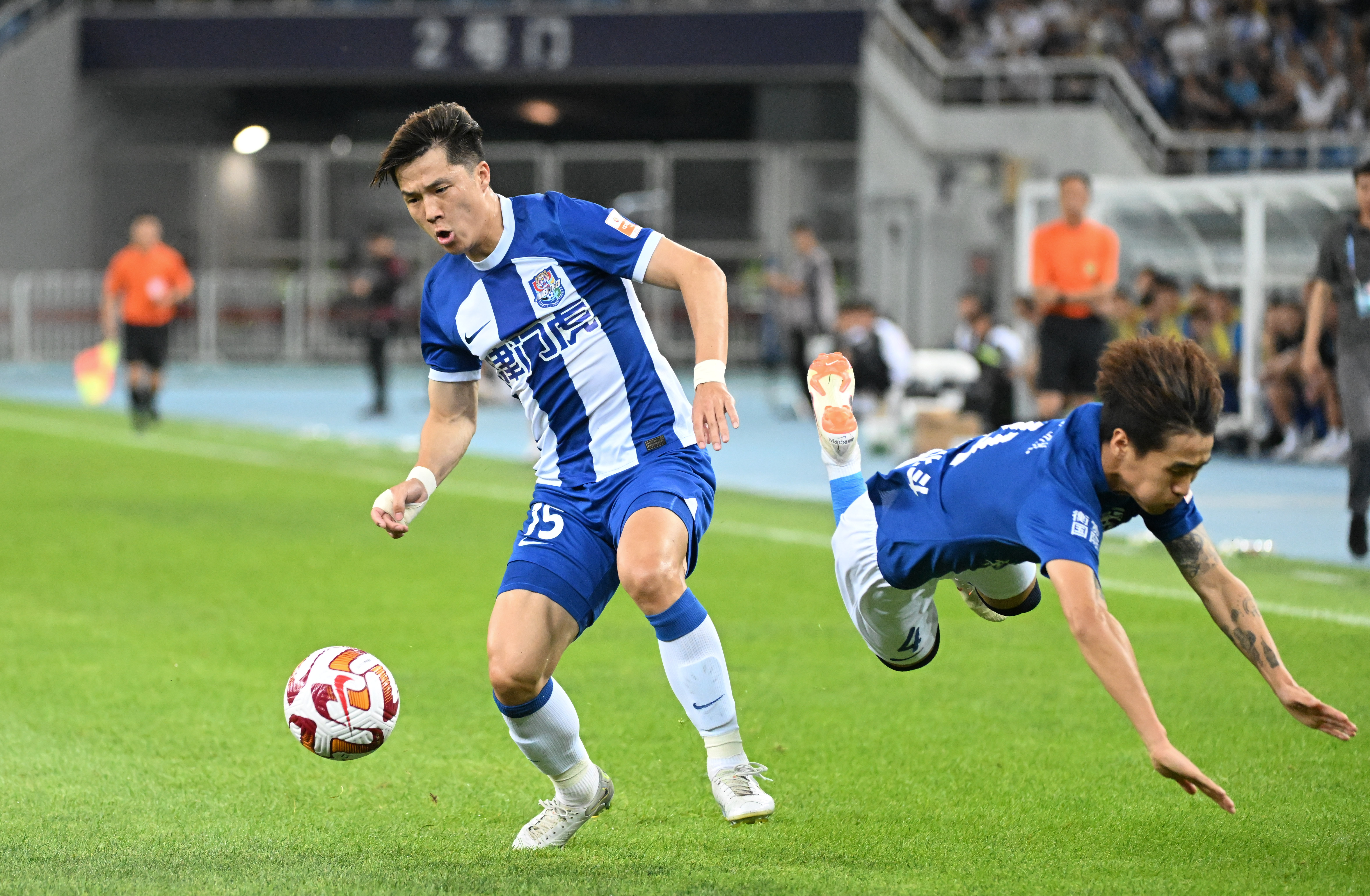 中超武汉三镇天津比赛直播,中超天津津门虎1-2武汉三镇