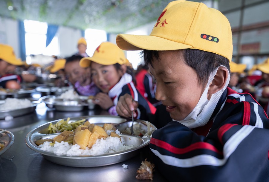 国道之行从雪山奔向大海|珠峰脚下的钢琴课