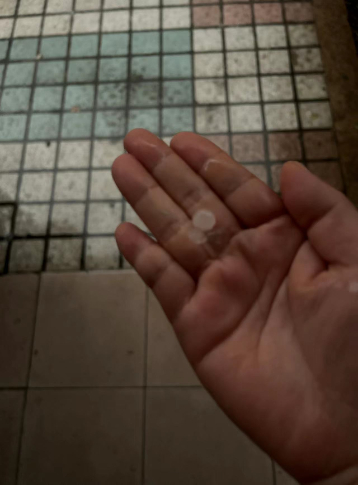 江苏遭超强龙卷风冰雹突袭,今明两日14省将迎8级以上雷暴大风