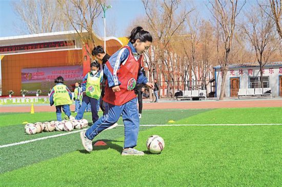 平罗：掀起足球热潮尽显体育魅力