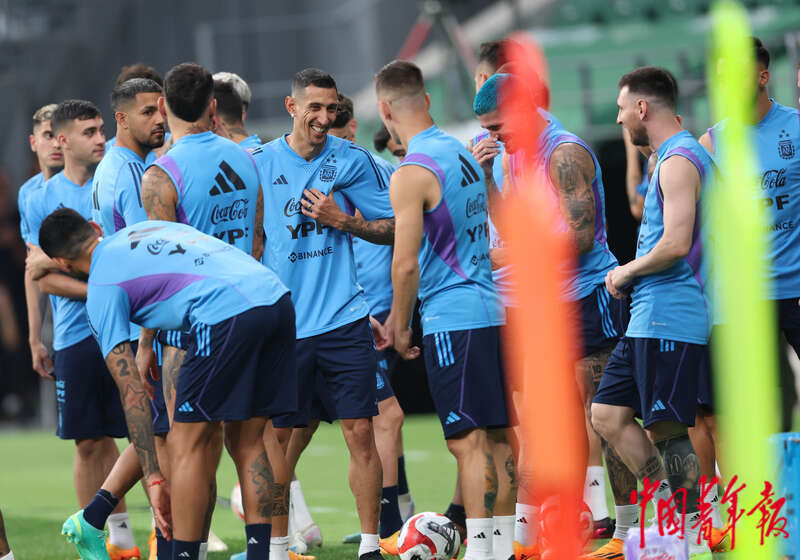 梅西一条龙工体,梅西新工体进球时现场