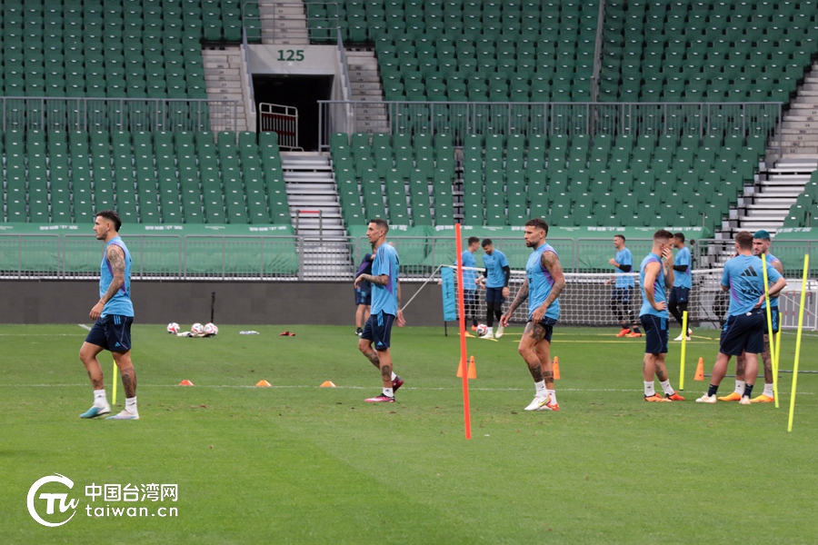 阿根廷足球队以梅西命名的训练场,阿根廷队训练梅西