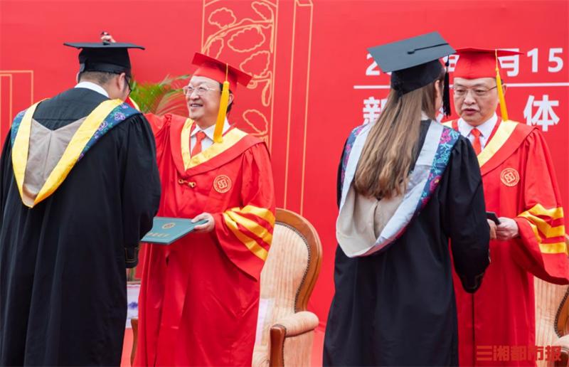 中南大学毕业典礼追梦赤子心,毕业典礼中南大学