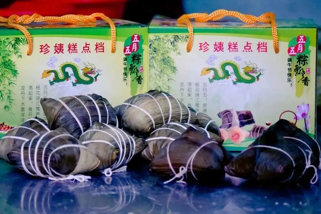 万江龙舟文化美食集市,万江龙舟美食节灯光