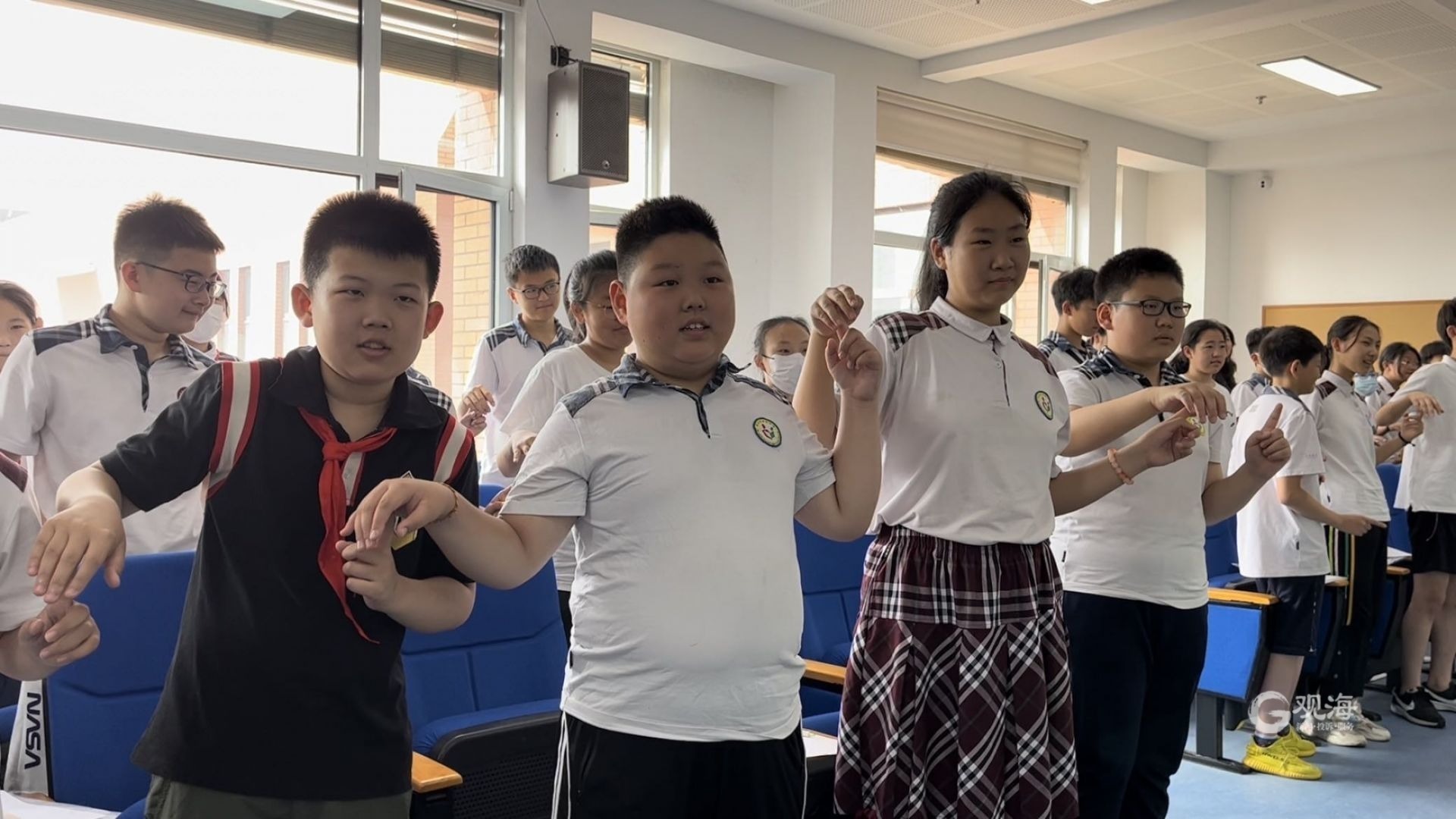 开学仪式感氛围拉满,氛围感拉满的开学仪式