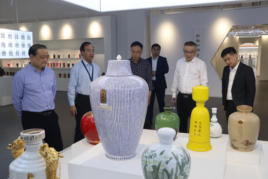 蒋阳飞任湖南科技职业学院院长,湖南科技职业学院校长蒋阳飞