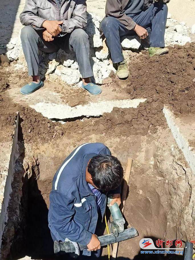 神池八角镇营头镇村：齐心为民办实事凝心聚力解民忧