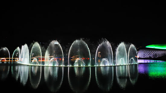 杭州下沙金沙湖喷泉,金沙县网红音乐喷泉
