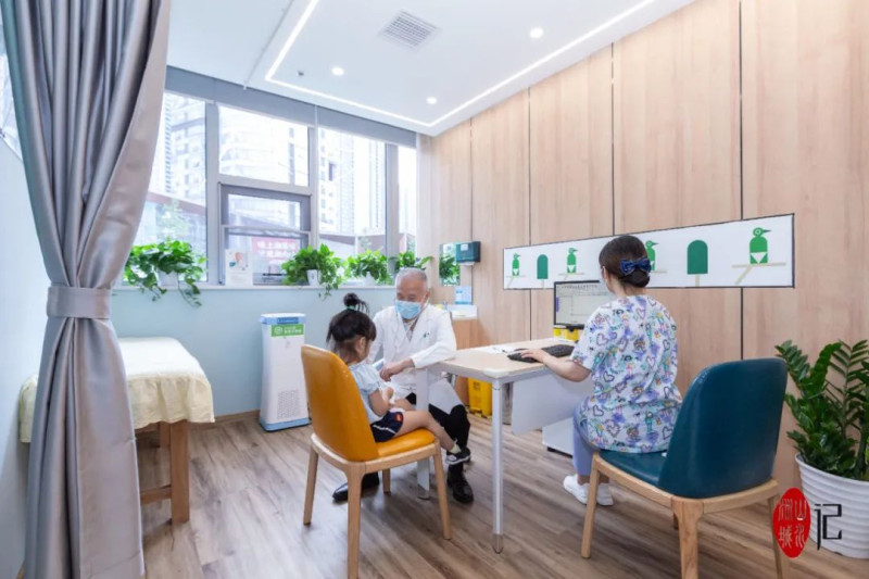 破解带娃难社区托育如何发力,破解暑期家长带娃难