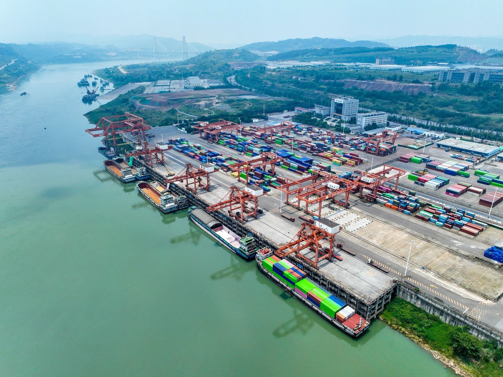 宜宾近五年gdp增速,宜宾今年4000亿gdp